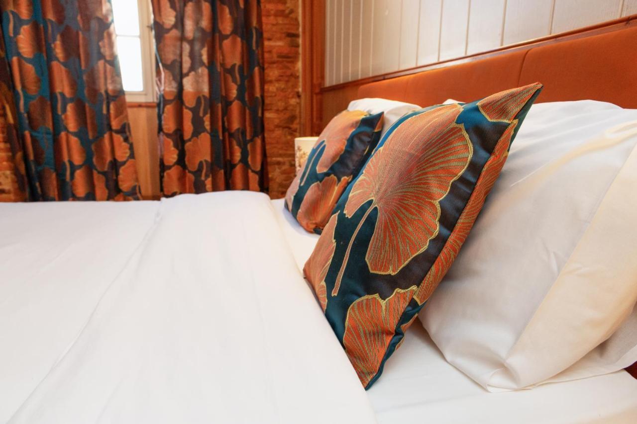 Cafe De France Eauze Bed and Breakfast Εξωτερικό φωτογραφία
